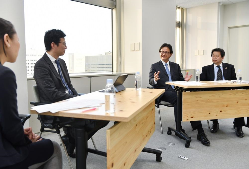 special_discussion_1_1